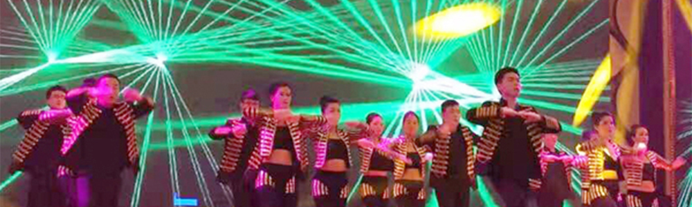 新活力 17創(chuàng)！雷諾表業(yè)2017新年年會活力全開！